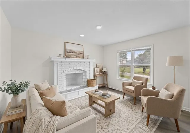 Photo 3 of Single family home for sale at 21400 W 181st Terrace, Olathe, KS 66062 | MLS# 2641546 | Listing updated on 2026-10-20