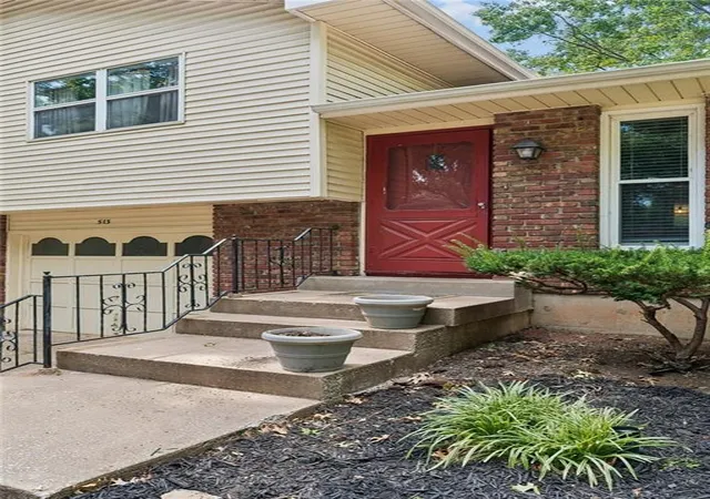 Photo 3 of Multi family home for sale at 513 S Cardinal Dr, Olathe, KS 66062 | MLS# 2641582 | Listing updated on 2026-09-26