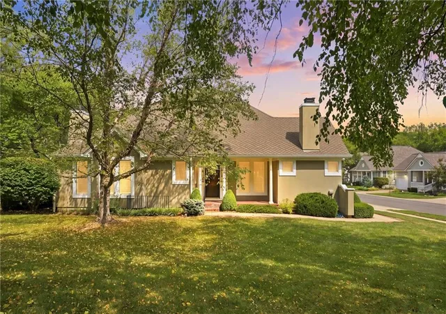 Photo 2 of Single family home for sale at 12440 Long St, Overland Park, KS 66213 | MLS# 2641596 | Listing updated on 2026-09-21