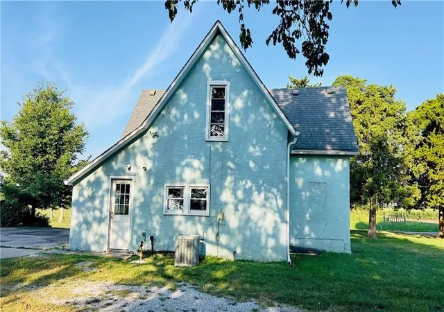 Photo 3 of Single family home for sale at 22719 Quivira Rd, Bucyrus, KS 66013 | MLS# 2641603 | Listing updated on 2026-09-22