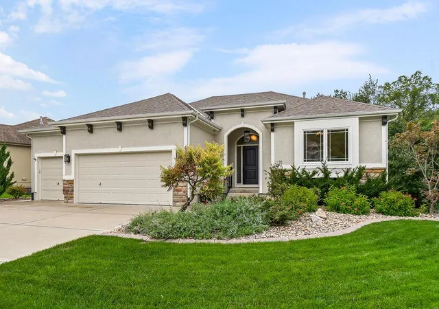 Photo 2 of Sale Pending at Dawn Ave, Kansas City, MO 64154 | MLS# 2641609 | Listing updated on 2026-09-29