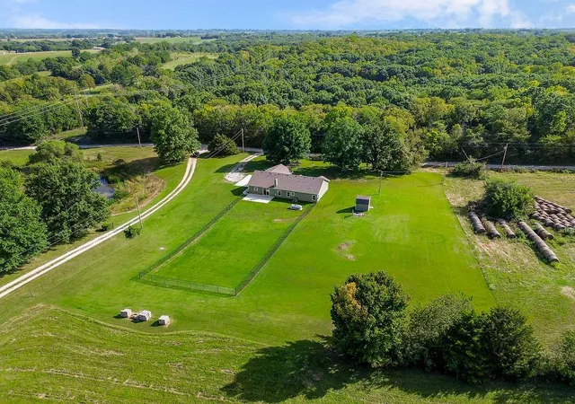 Photo 3 of Single family home for sale at 20562 Turner Rd, Leavenworth, KS 66048 | MLS# 2641611 | Listing updated on 2026-09-19