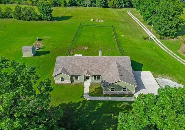 Photo 3 of Single family home for sale at 20562 Turner Rd, Leavenworth, KS 66048 | MLS# 2641611 | Listing updated on 2026-09-19