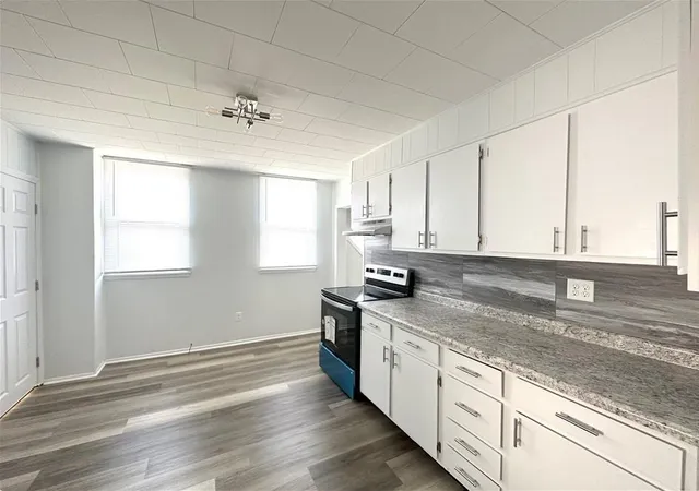 Photo 4 of Single family home for sale at 3510 Seneca St, Saint Joseph, MO 64507 | MLS# 2641613 | Listing updated on 2026-09-12