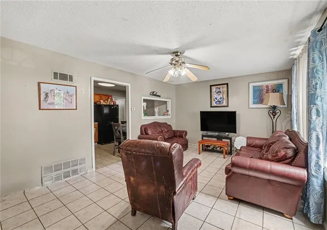 Photo 3 of Single family home for sale at 4522 Walker Ave, Kansas City, KS 66102 | MLS# 2641620 | Listing updated on 2026-09-17