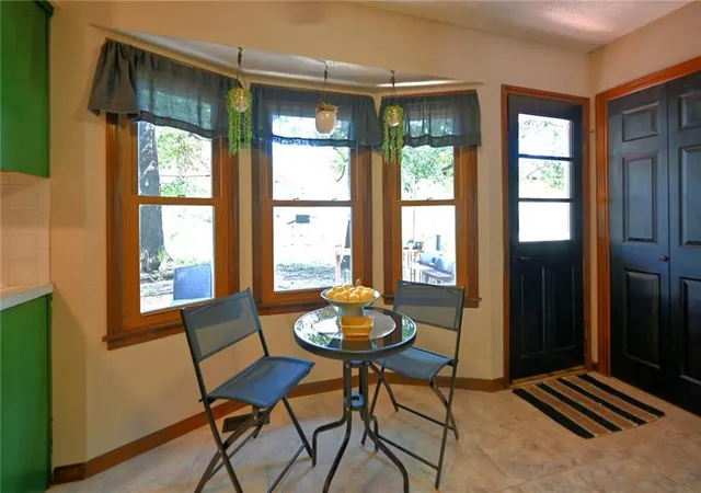 Photo 3 of Sale Pending at 5527 Westgate St, Shawnee, KS 66216 | MLS# 2641637 | Listing updated on 2026-09-28
