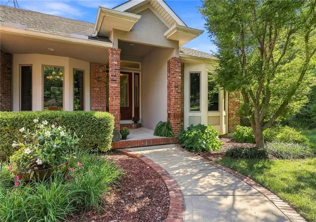 Photo 1 of Sale Pending at 8615 Nw Baker Rd Cir, Kansas City, MO 64153 | MLS# 2641652 | Listing updated on 2026-10-04
