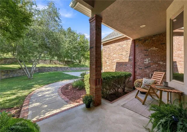 Photo 3 of Sale Pending at 8615 NW Baker Rd Cir, Kansas City, MO 64153 | MLS# 2641652 | Listing updated on 2026-10-04
