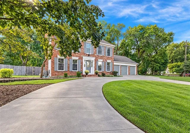 Single family home for sale at 7900 Sagamore Rd, Leawood, KS 66206 | MLS# 2641653
