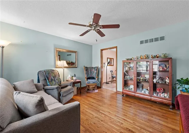 Photo 4 of Sale Pending at 1103 W Ashbury St, Olathe, KS 66061 | MLS# 2641655 | Listing updated on 2026-09-26