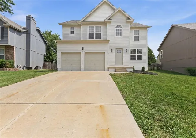 Photo 2 of Single family home for sale at 21470 W 122nd Street, Olathe, KS 66061 | MLS# 2641662 | Listing updated on 2026-09-12