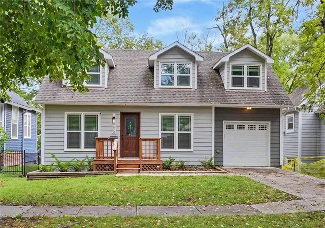 Single family home for sale at 824 Indiana St, Lawrence, KS 66044 | MLS# 2641668