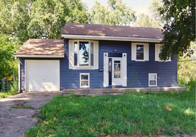 Single family home for sale at 8302 E 93rd Terrace, Kansas City, MO 64138 | MLS# 2641671