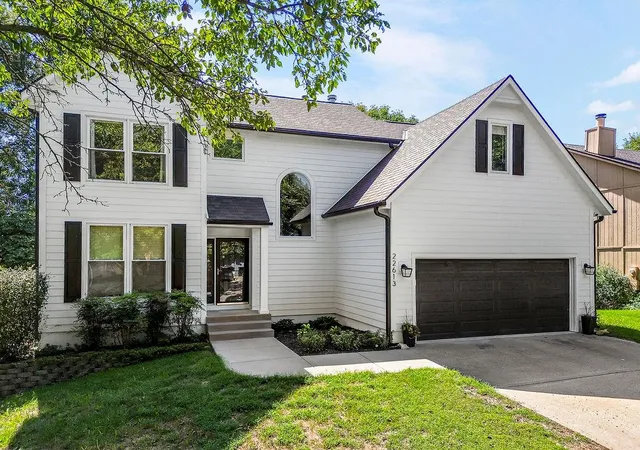 Photo 2 of Single family home for sale at 22613 W 49th Terrace, Shawnee, KS 66226 | MLS# 2641682 | Listing updated on 2026-09-17