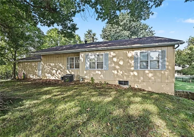 Photo 15 of Single family home for sale at 502 Missouri Ave, Edgerton, MO 64444 | MLS# 2641684 | Listing updated on 2026-10-06