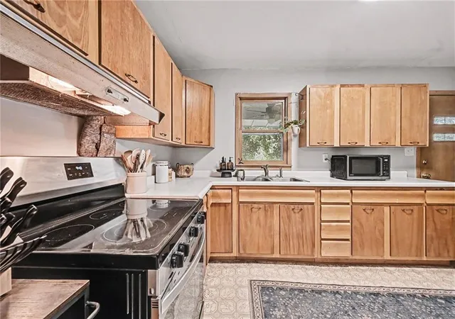 Photo 4 of Single family home for sale at 502 Missouri Ave, Edgerton, MO 64444 | MLS# 2641684 | Listing updated on 2026-10-06