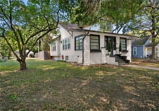 Photo 39 of Single family home for sale at 403 S 1st Street, Odessa, MO 64076 | MLS# 2641685 | Listing updated on 2026-10-05