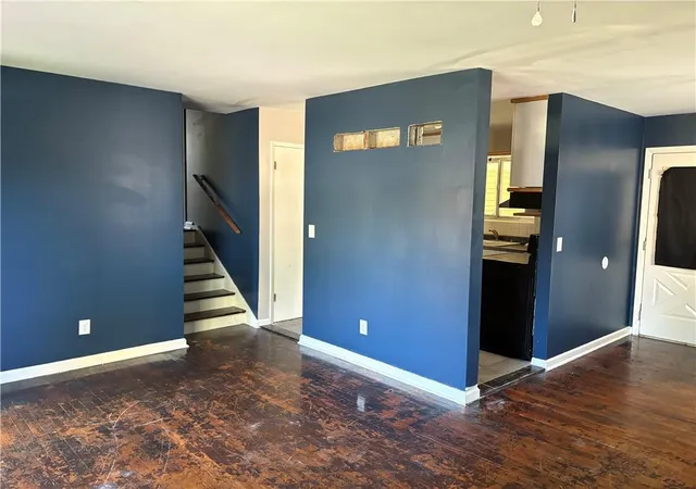 Photo 3 of Single family home for sale at 4724 N Bristol Ave, Kansas City, MO 64117 | MLS# 2641690 | Listing updated on 2026-10-22
