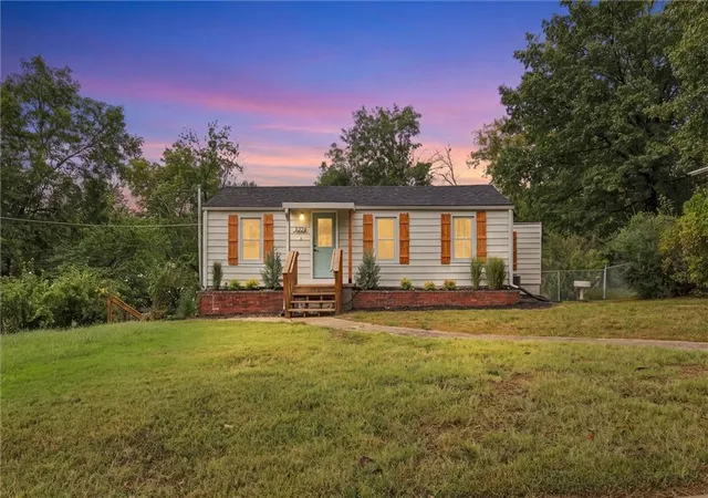 Single family home for sale at 5224 England St, Merriam, KS 66203 | MLS# 2641701