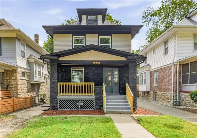 Single family home for sale at 3249 Lockridge Ave, Kansas City, MO 64128 | MLS# 2641707