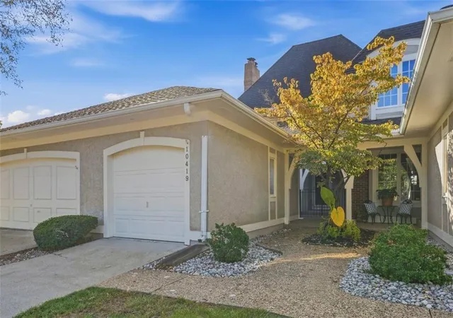 Photo 1 of Townhouse for sale at 10419 Garnett St, Overland Park, KS 66214 | MLS# 2641708 | Listing updated on 2026-09-12