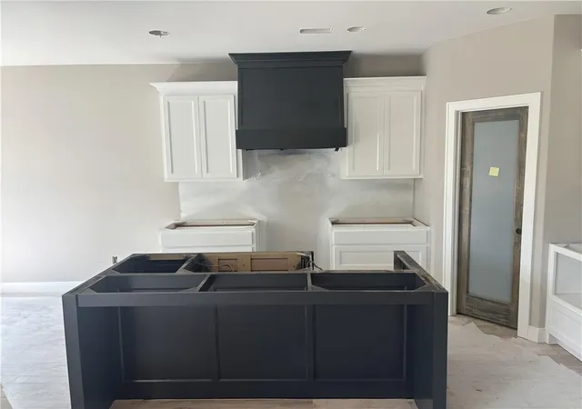 Photo 4 of Single family home for sale at 20051 W 226th Terrace, Spring Hill, KS 66083 | MLS# 2641715 | Listing updated on 2026-09-12