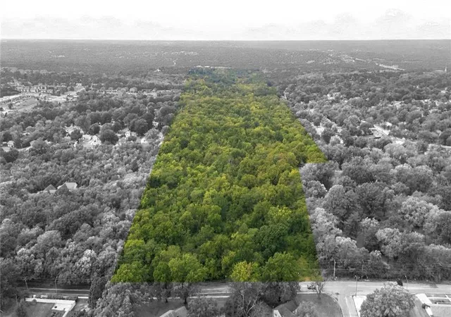 Photo 1 of Land for sale at 10806 Grandview Rd, Kansas City, MO 64137 | MLS# 2641731 | Listing updated on 2026-09-24