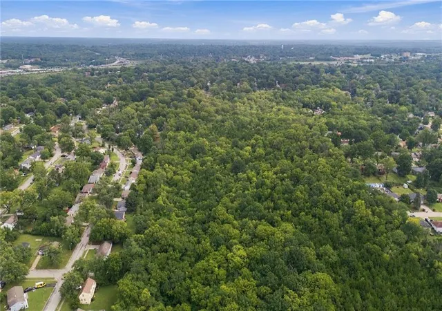 Photo 4 of Land for sale at 10806 Grandview Rd, Kansas City, MO 64137 | MLS# 2641731 | Listing updated on 2026-09-24
