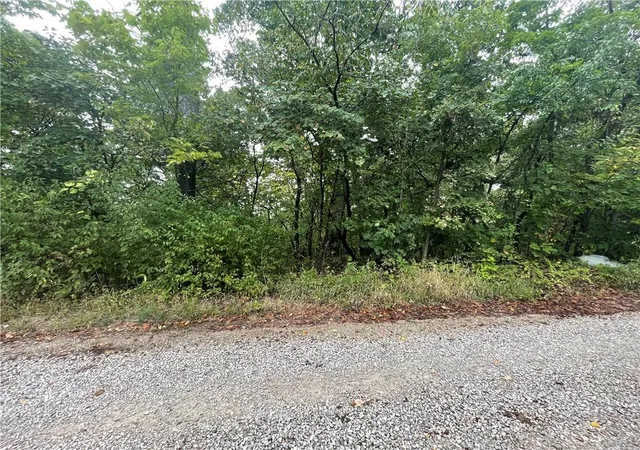 Photo 2 of Land for sale at 00000 Ridge Crst Dr, Odessa, MO 64076 | MLS# 2641734 | Listing updated on 2026-10-01