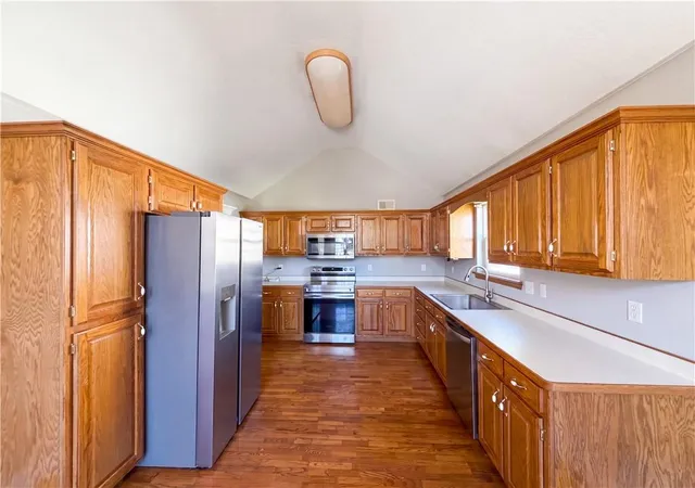 Photo 2 of Sale Pending at 21505 E 50th Terrace Ct, Blue Springs, MO 64015 | MLS# 2641739 | Listing updated on 2026-09-30