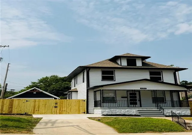 Photo 1 of Single family home for sale at 222 N 18th Street, Kansas City, KS 66102 | MLS# 2641742 | Listing updated on 2026-09-12