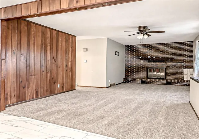 Photo 3 of Single family home for sale at 1417 S Ash St, Ottawa, KS 66067 | MLS# 2641744 | Listing updated on 2026-09-12