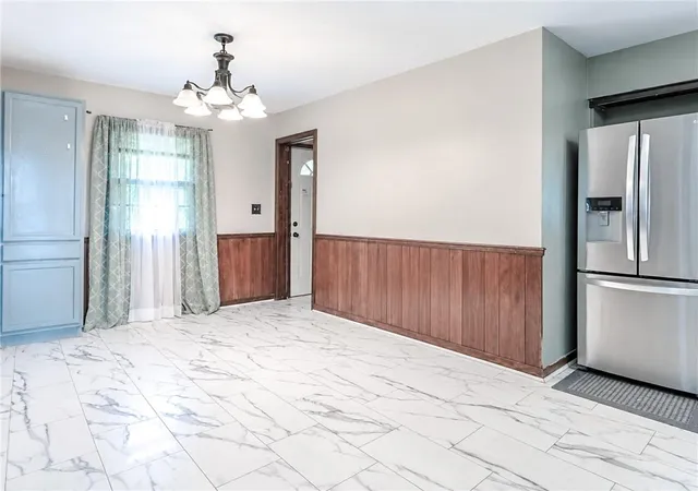 Photo 4 of Single family home for sale at 1417 S Ash St, Ottawa, KS 66067 | MLS# 2641744 | Listing updated on 2026-09-12