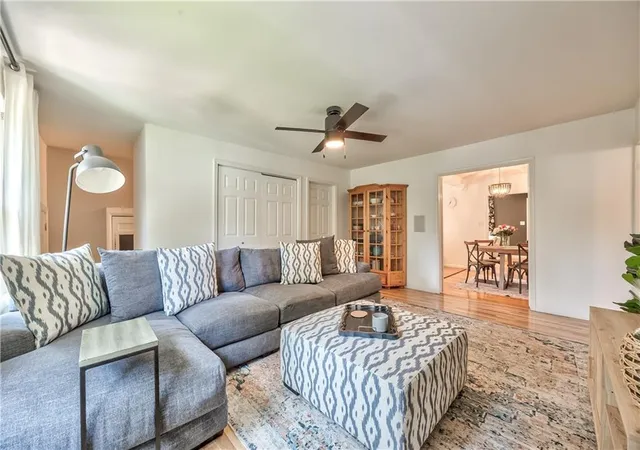 Photo 2 of Single family home for sale at 5531 Reeds Rd, Mission, KS 66202 | MLS# 2641782 | Listing updated on 2026-09-19