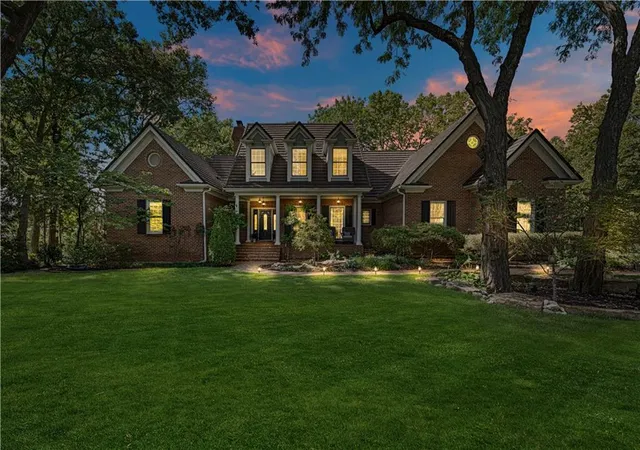 Photo 2 of Single family home for sale at 20 E Loch Lloyd Pkwy, Village Of Loch Lloyd, MO 64012 | MLS# 2641786 | Listing updated on 2026-09-30