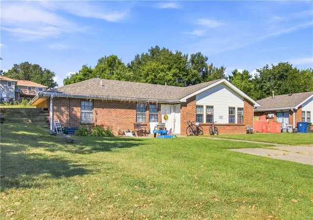 Photo 3 of Multi family home for sale at 234 Se 121st Road, Warrensburg, MO 64093 | MLS# 2641793 | Listing updated on 2026-09-12