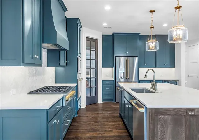 Photo 3 of Single family home for sale at 3119 W 72nd Terrace, Prairie Village, KS 66208 | MLS# 2641802 | Listing updated on 2026-09-12
