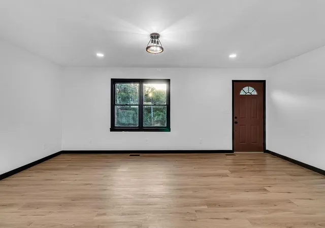 Photo 3 of Single family home for sale at 2917 Stark Ave, Kansas City, MO 64129 | MLS# 2641805 | Listing updated on 2026-10-16