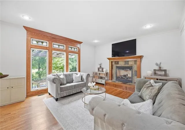Photo 1 of Single family home for sale at 4922 W 155 Terrace, Overland Park, KS 66224 | MLS# 2641811 | Listing updated on 2026-09-26