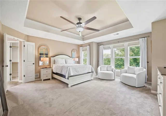 Photo 4 of Single family home for sale at 4922 W 155 Terrace, Overland Park, KS 66224 | MLS# 2641811 | Listing updated on 2026-09-26