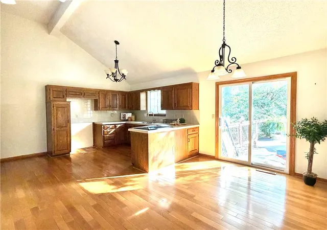 Photo 3 of Single family home for sale at 1036 S Lindenwood Dr, Olathe, KS 66062 | MLS# 2641839 | Listing updated on 2026-10-23