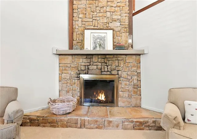 Photo 4 of Sale Pending at 1036 S Lindenwood Dr, Olathe, KS 66062 | MLS# 2641839 | Listing updated on 2026-10-01