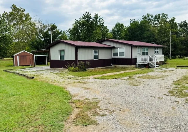 Photo 3 of Single family home for sale at 111 S 16th Street, Chetopa, KS 67336 | MLS# 2641846 | Listing updated on 2026-09-13