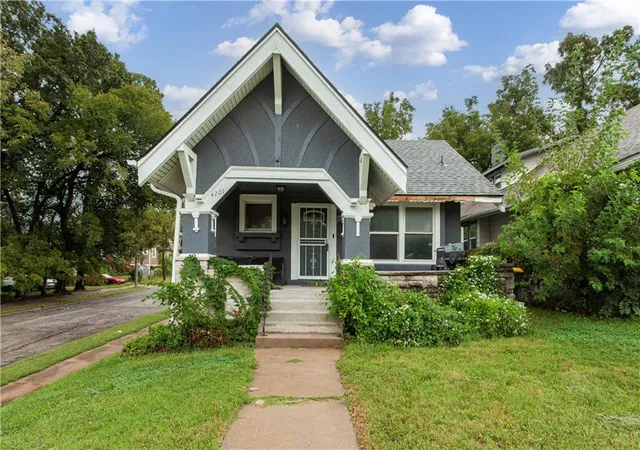 Photo 1 of Single family home for sale at 4201 Prospect Ave, Kansas City, MO 64130 | MLS# 2641849 | Listing updated on 2026-09-18