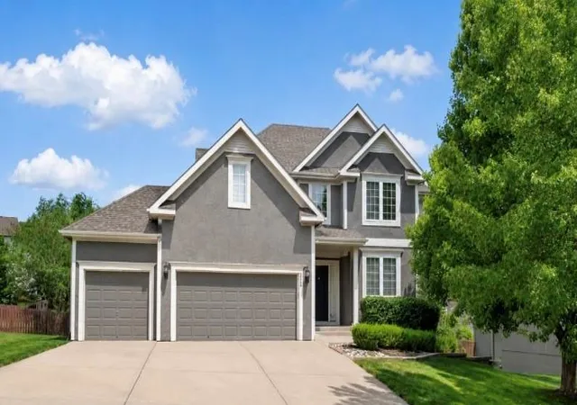 Photo 1 of Single family home for sale at 8604 Ne 99th Street, Kansas City, MO 64157 | MLS# 2641852 | Listing updated on 2026-09-13
