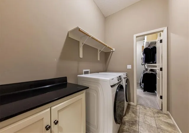 Photo 3 of Single family home for sale at 561 N Evergreen St, Gardner, KS 66030 | MLS# 2641854 | Listing updated on 2026-09-16