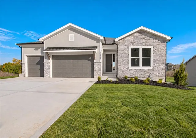 Single family home for sale at 16830 NW 124 Street, Platte City, MO 64079 | MLS# 2641860