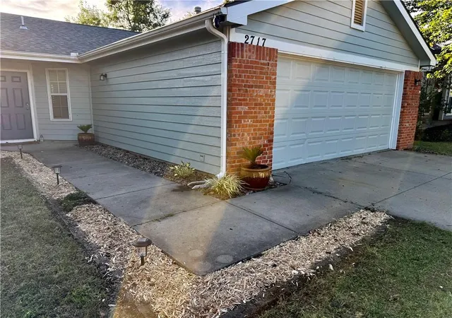 Photo 2 of Single family home for sale at 2717 Wildflower Dr, Lawrence, KS 66047 | MLS# 2641880 | Listing updated on 2026-09-23