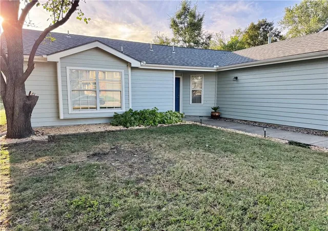 Photo 3 of Single family home for sale at 2717 Wildflower Dr, Lawrence, KS 66047 | MLS# 2641880 | Listing updated on 2026-09-23