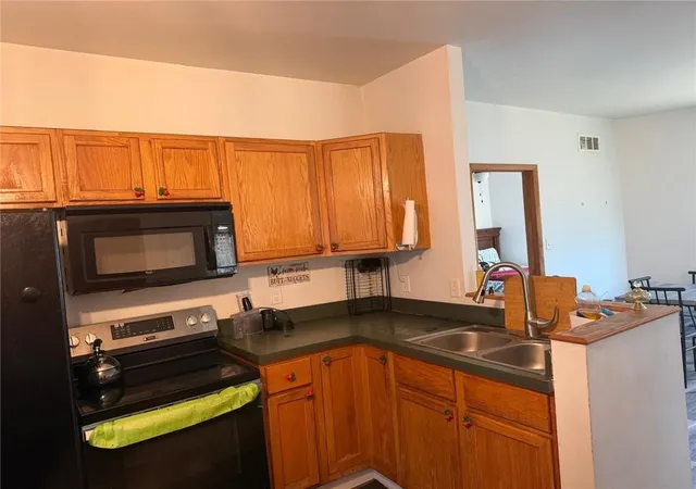 Photo 3 of Single family home for sale at 3419 Seneca St, Saint Joseph, MO 64507 | MLS# 2641884 | Listing updated on 2026-09-12